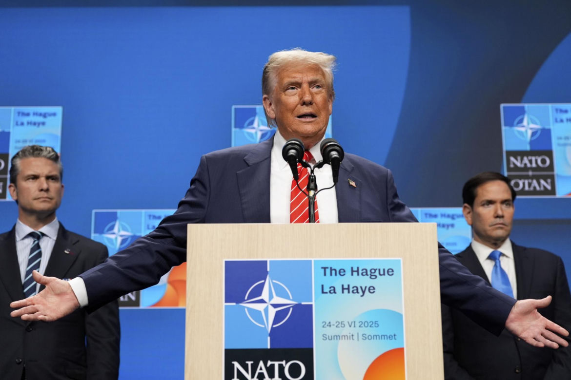 Trump sprawił, że "wszyscy zatańczyli tak, jak im zagrał na fujarce". Szokujące wnioski po Hadze!