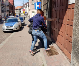 Brutalne morderstwo pod Białogardem. Podejrzany w rękach policji