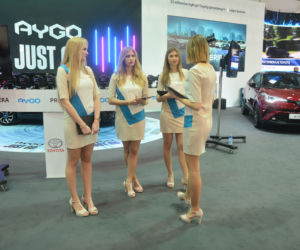 Hostessy na targach Poznań Motor Show 2018