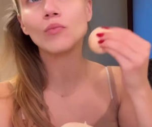 Tak wygląda Kaczorowska bez makijażu. Poznajecie jeszcze Agnieszkę?