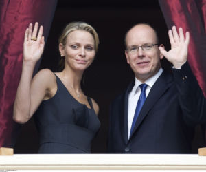 Książę Albert miał 200 kochanek, ale usidliła go pływaczka
