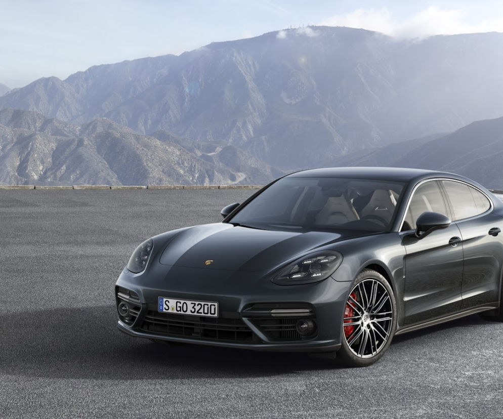2017 Porsche Panamera