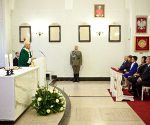 Odsłonięcie tablicy w kaplicy Pałacu Prezydenckiego 