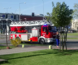 Ewakuacja studentów z budynku UKW na ul. Ogińskiego w Bydgoszczy