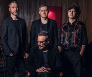 Spięty prezentuje nowy solowy album. Oto Full H.D.