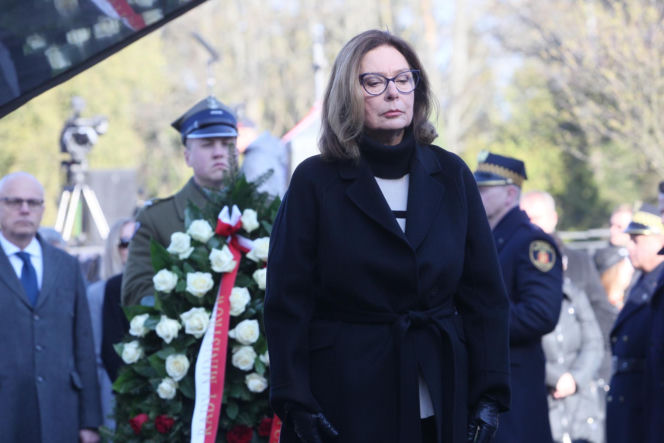 Obchody 16. rocznicy katastrofy smoleńskiej. Powązki