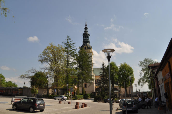 To jedno z najpiękniejszych miast w woj. śląskim. Leży w dawnej Małopolsce i zachwyca zabytkową łaźnią