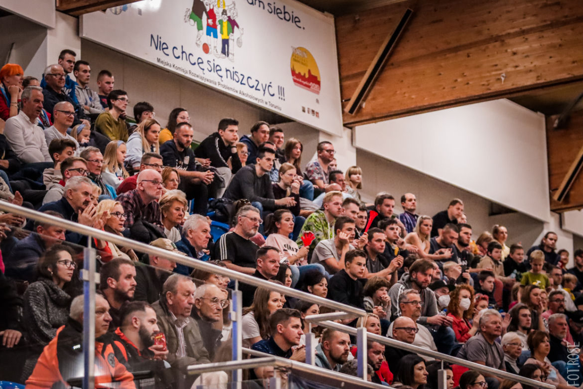 Anioły Toruń wygrały u siebie! Zdjęcia z Hali Sportowej SP nr 28