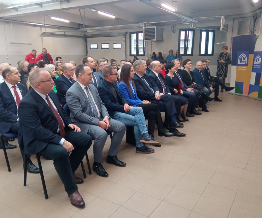 W Grudziądzu otwarto Centrum Programowania Robotów Przemysłowych