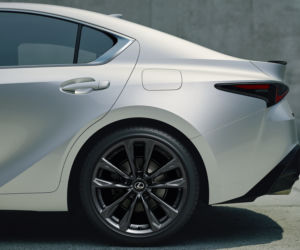 2021 Lexus IS