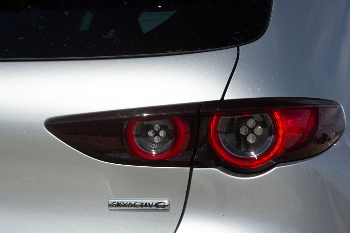 Mazda 3 Skyactiv-G 150 KM MT6 Hikari