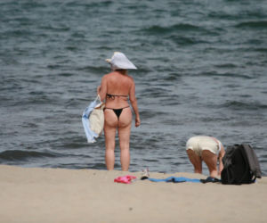 Ewa Skibińska na plaży