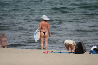 Ewa Skibińska na plaży