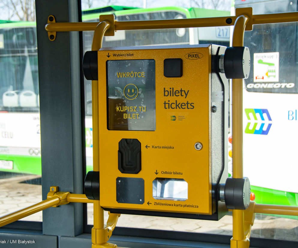 Biletomaty w autobusach BKM