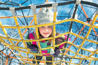 Ferie zimowe w mieście nie muszą być nudne. Mamy 10 niebanalnych pomysłów