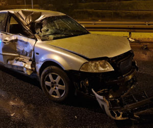 Wypadek na Wale Miedzeszyńskim. Rozbił się mercedes za milion złotych