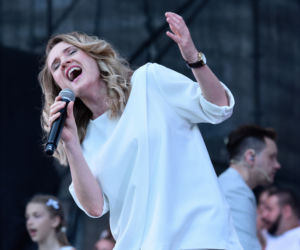 Koncert Chwały w Lublinie. Tłumy na Placu Zamkowym w Boże Ciało