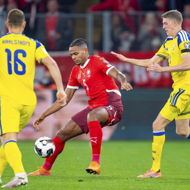 Manuel Akanji (Szwajcaria)
