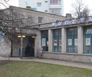 Napadł na pocztę, uwięził ludzi, groził im śmiercią