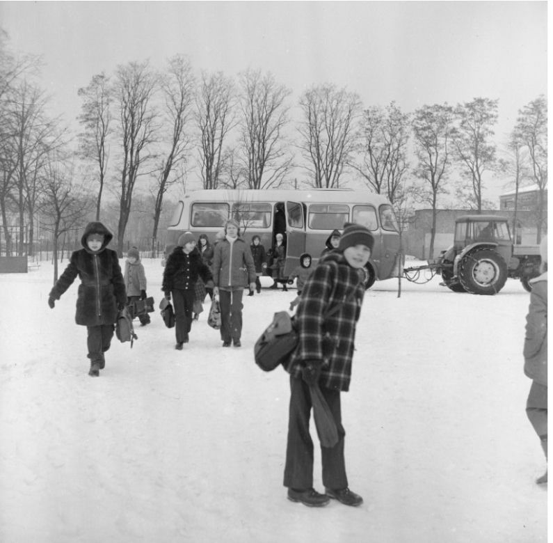 Droga do szkół dzieci w województwie warszawskim 1978