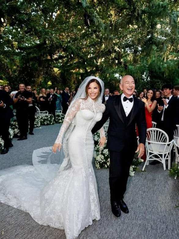 Lauren Sánchez wyglądała jak księżniczka! Oto jej suknia ślubna