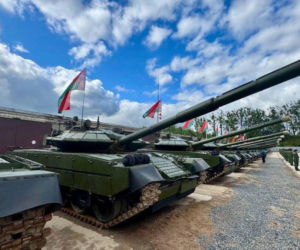 Białoruś prezentuje zmodernizowane czołg T-72BM2