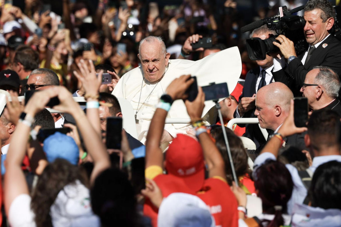 ŚDM 2023 w Lizbonie. Tłumy wiernych i wielka spowiedź. Podczas, której obecny jest Papież Franciszek