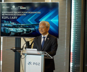 4 umowy wykonawcze Bumar-Łabędy