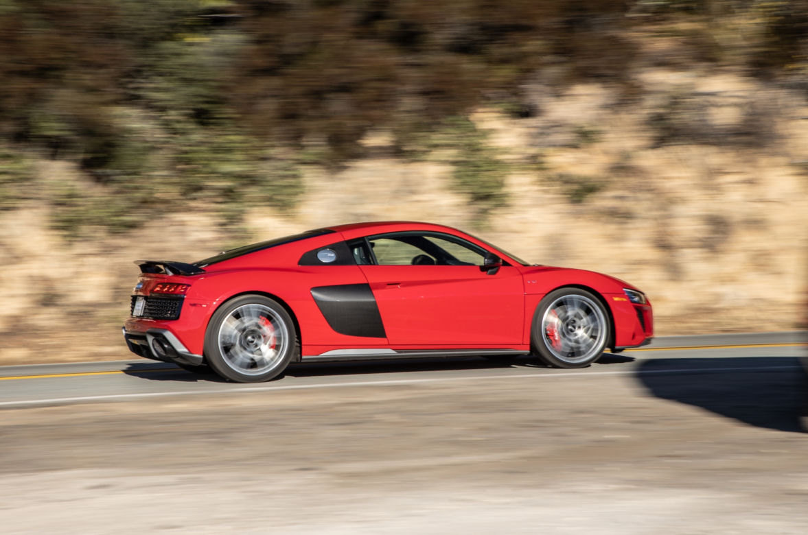Audi R8 V10