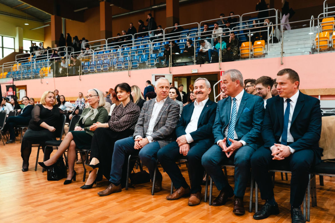 Ogólnopolskie Mistrzostwa Młodych Kelnerów odbyły się w ZSP nr 3 w Siedlcach już po raz ósmy