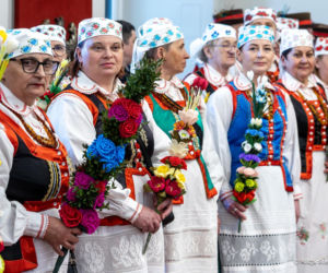 Marta Nawrocka na Niedzieli Palmowej w Pałacu Prezydenckim