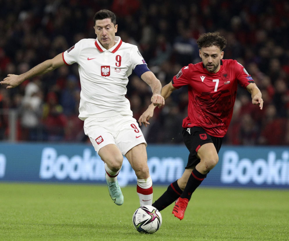 Robert Lewandowski DLACZEGO NIE GRA Lewandowski dzisiaj z Węgrami 15.11?