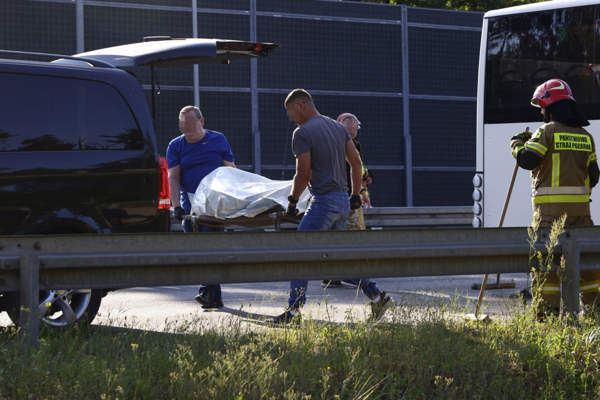 Wypadek miejskiego autobusu w Ząbkach