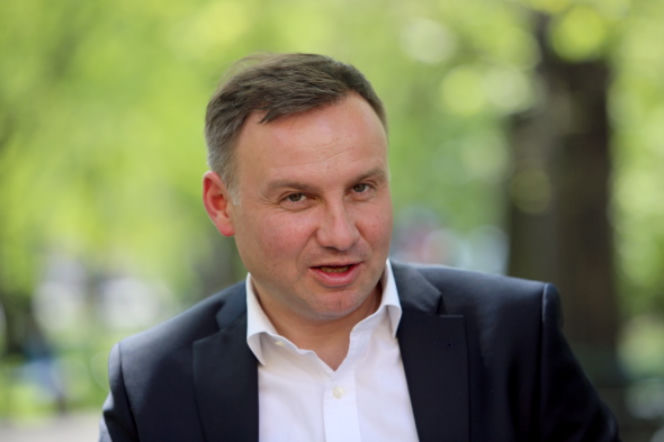 WAŁĘSA OBIECAŁ 100 MILIONÓW! A ONI CO?