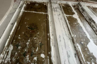 Odkryte polichromie w kamienicy w Szczecinie