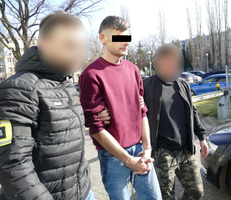 42-latek wtargnął do fabryki Gillette i strzelił do byłego szefa. Odpowie za usiłowanie zabójstwa