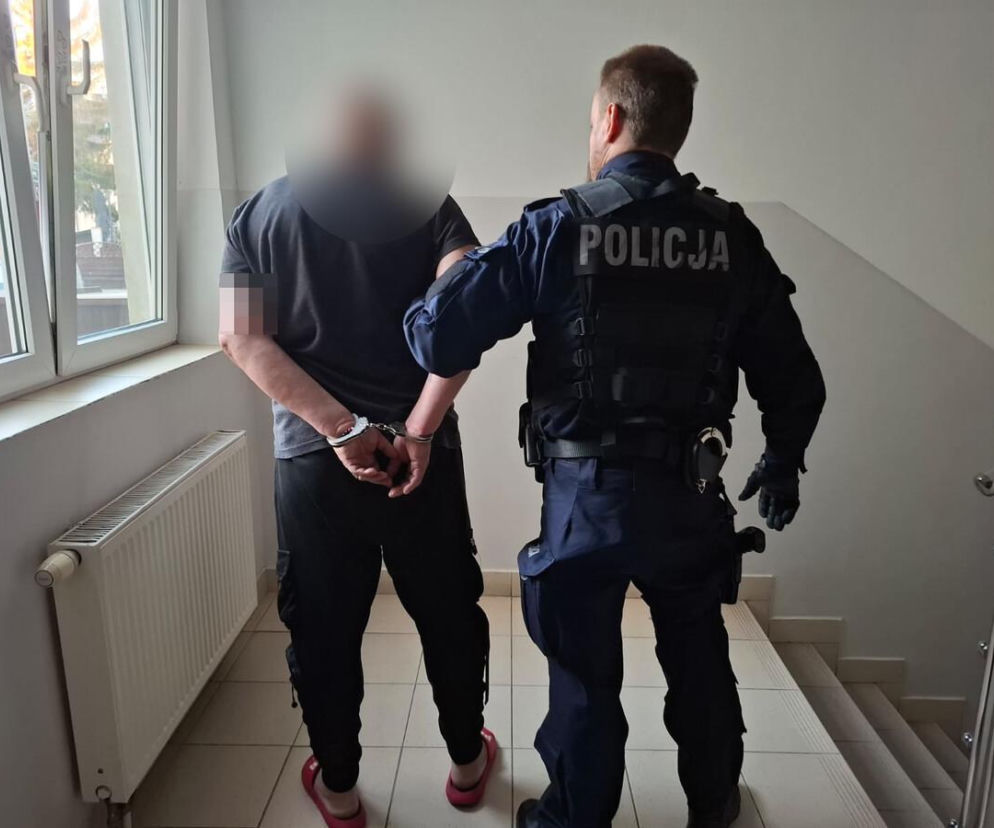 Zadzwonił na 112, bo żona nie wpuściła go do domu. Powód szokuje! Teraz grozi mu 8 lat więzienia