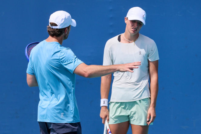 Nerwowo na treningu Igi Świątek! Ostra wymiana zdań z Wimem Fissettem [ZDJĘCIA]