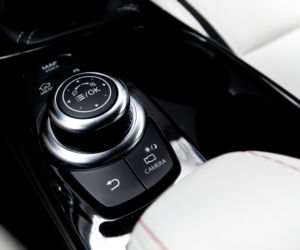 Infiniti Q30 1.6t Premium Tech Gallery White