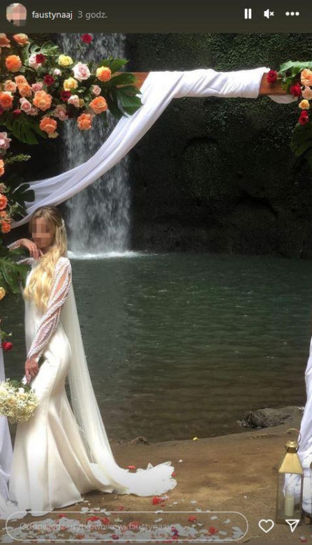 Daniel Martyniuk i Faustyna wzięli ślub na Bali! Kwiecisty ołtarz, wodospad i piękna, biała suknia