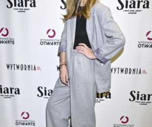 Markowska przytulała męża, Ostałowska zaskoczyła sylwetką, Ścibakówna błyszczała na premierze biografii Rewińskiego