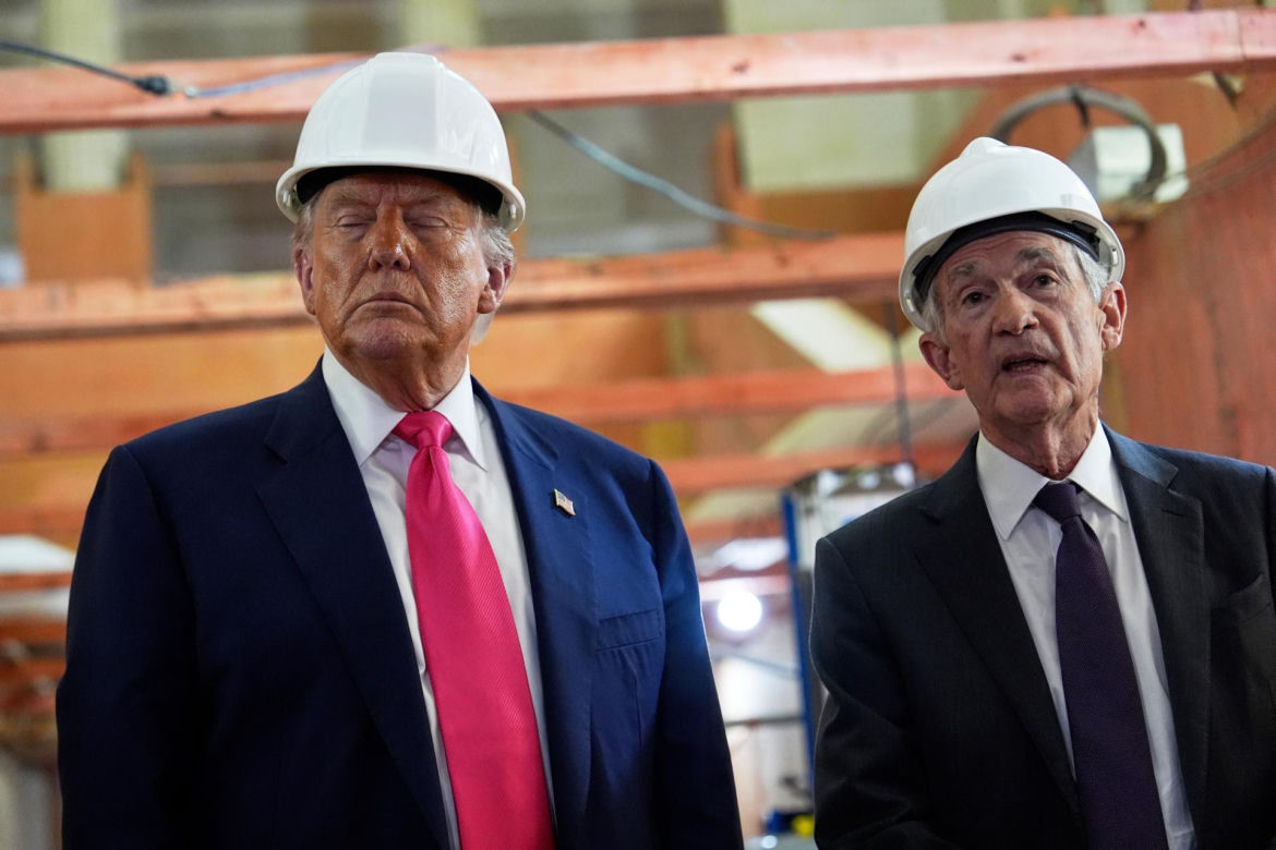 Trump przysnął na oficjalnym spotkaniu! "Jest stary i coraz bardziej to widać"