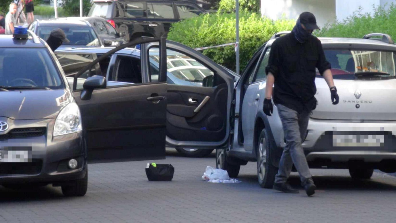 Wielka akcja ABW na warszawskim Gocławiu. Jedna osoba zatrzymana, podejrzane przedmioty w samochodzie