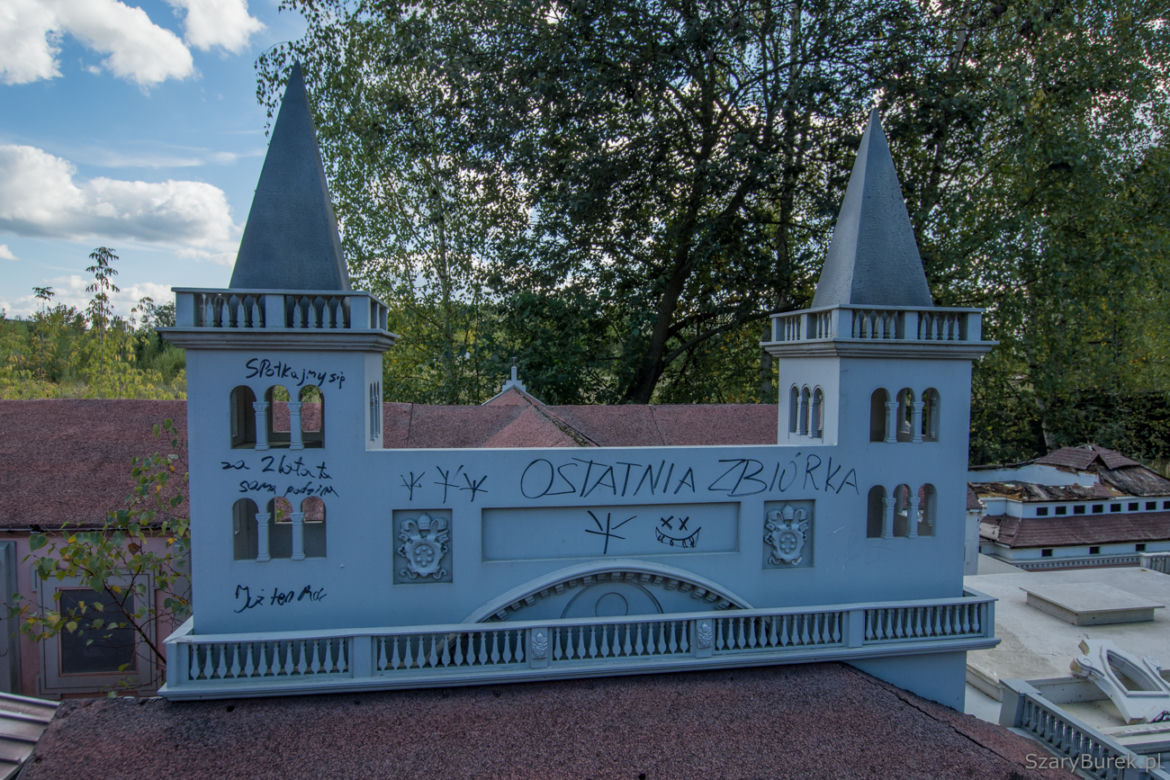 Park Miniatur Sakralnych w Częstochowie zrujnowany