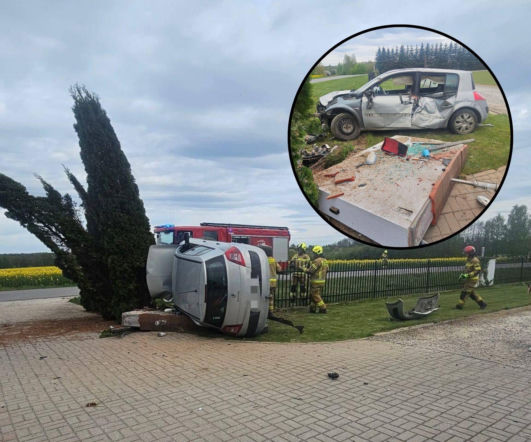 Samochód roztrzaskał się na ogrodzeniu. Kierowca trafił do szpitala