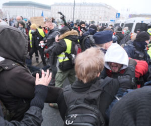 Starcie policji z uczestnikami protestu