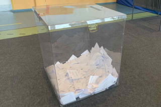 Mieszkańcy chcą odwołać burmistrzów. Poszło o biogazownię i szkoły