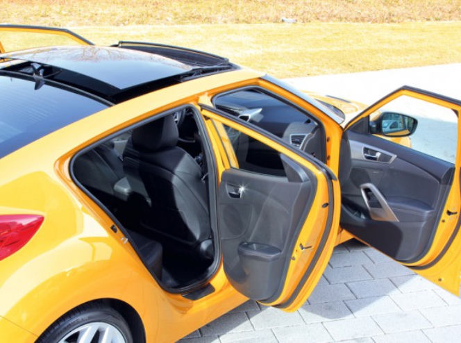 Hyundai Veloster