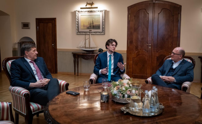 Marcel uratował mężczyznę porażonego prądem. Młody student medycyny nie wahał się ani chwili