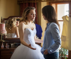 To nie koniec świata 2 sezon odc. 26. Ulka (Magdalena Lamparska), Anka (Karolina Gorczyca)